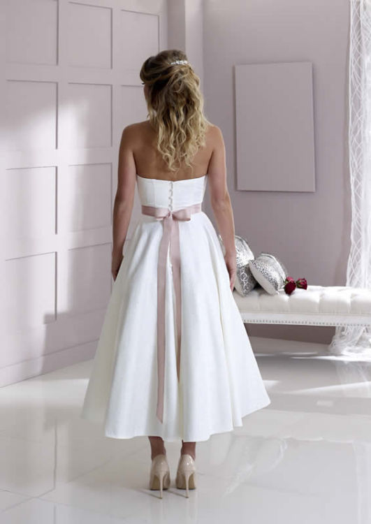 House Of Nicholas Wedding Dresses at Elegant Gowns, Rednal