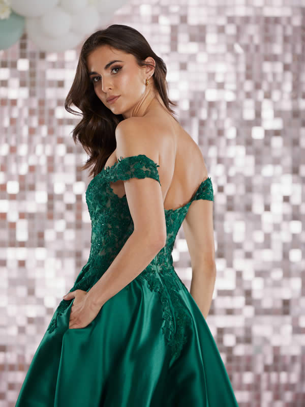 DOVE DARKGREEN 017 DOVE DARKGREEN 017